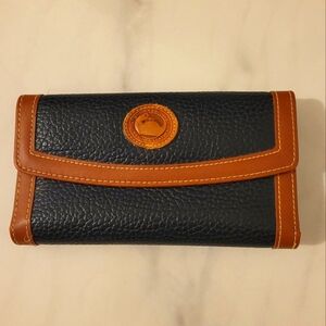 Dooney&Bourke Vintage DARK BLUE BROWN